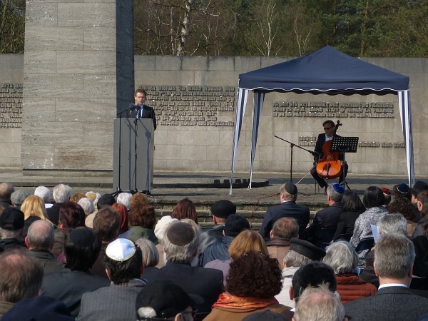 Bergen-Belsen   033.jpg